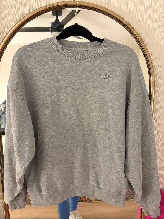 ALO Yoga Sweaters - ALO Yoga Womens Light Gray Crewneck Pullover Sweatshirt